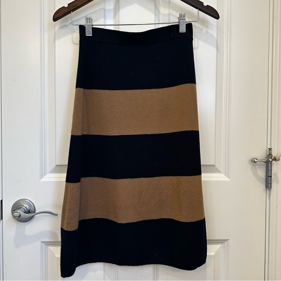 SOLD! on eBay S MAX MARA Label-cut Virgin Wool Stripe Sweater&Skirt SET Size:US4 - Picture 11 of 16